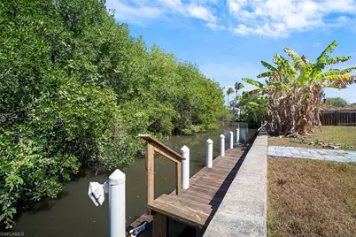 47 River Ct, Naples, FL 34110 - Photo 2