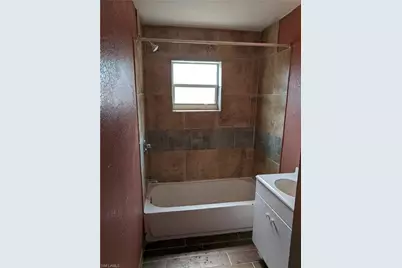 1423 Lura Ave, Fort Myers, FL 33916 - Photo 38