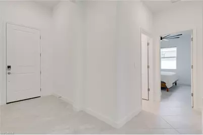 3160 Weston Manor Dr, Alva, FL 33920 - Photo 4