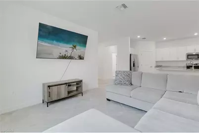 3160 Weston Manor Dr, Alva, FL 33920 - Photo 6