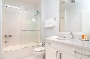 101 8th St S, Naples, FL 34102 - Photo 6