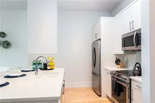 101 8th St S, Naples, FL 34102 - Photo 2