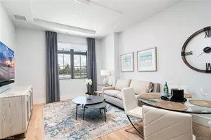 101 8th St S, Naples, FL 34102 - Photo 1