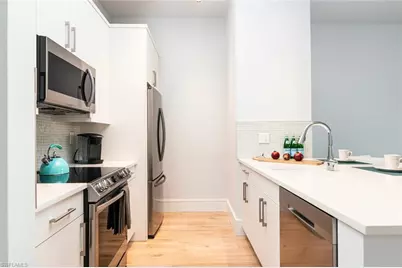 101 8th St S #207, Naples, FL 34102 - Photo 4