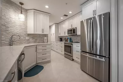 9160 Southmont Cv #110, Fort Myers, FL 33908 - Photo 4