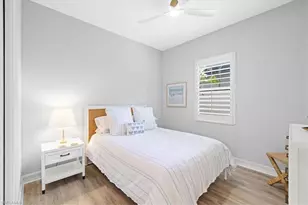 7831 Valencia Ct, Naples, FL 34113 - Photo 34