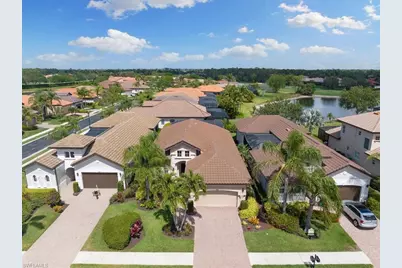 7831 Valencia Ct, Naples, FL 34113 - Photo 8