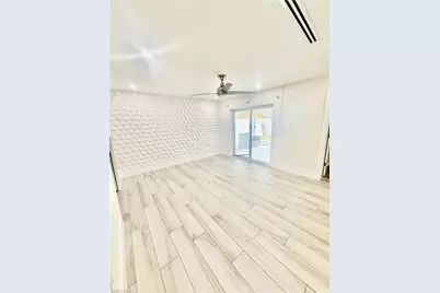 733 Pine Cone Ln, Naples, FL 34104 - Photo 16