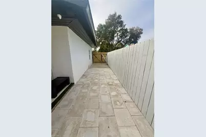 733 Pine Cone Ln, Naples, FL 34104 - Photo 42