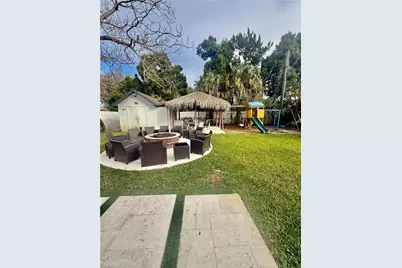 733 Pine Cone Ln, Naples, FL 34104 - Photo 40