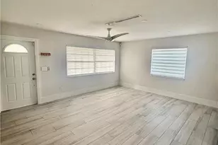 733 Pine Cone Ln, Naples, FL 34104 - Photo 12