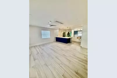 733 Pine Cone Ln, Naples, FL 34104 - Photo 6