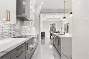 3234 10th Ave NE, Naples, FL 34120 - Photo 10