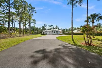 3234 10th Ave NE, Naples, FL 34120 - Photo 4