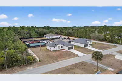 1402 E 7th St, Lehigh Acres, FL 33972 - Photo 36