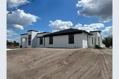 836/838 Milwaukee Blvd, Lehigh Acres, FL 33974 - Photo 4