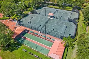 1615 Windy Pines Dr, Naples, FL 34112 - Photo 14