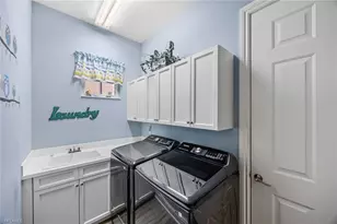 8890 Shenendoah Cir, Naples, FL 34113 - Photo 22