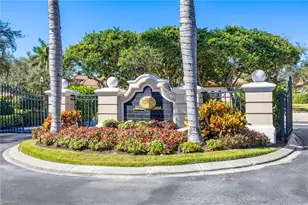 8890 Shenendoah Cir, Naples, FL 34113 - Photo 32