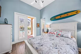 8890 Shenendoah Cir, Naples, FL 34113 - Photo 24