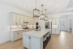 1821 Amador Ct, Naples, FL 34120 - Photo 10