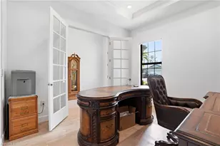 1821 Amador Ct, Naples, FL 34120 - Photo 18