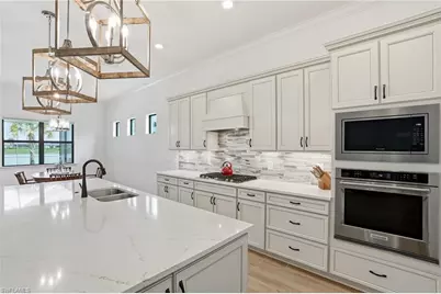 1821 Amador Ct, Naples, FL 34120 - Photo 12