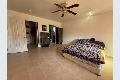 921 Jarmilla Ln, Fort Myers, FL 33905 - Photo 8