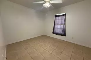 921 Jarmilla Ln, Fort Myers, FL 33905 - Photo 14