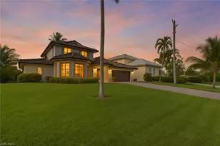 1535 Dolphin Ln, Naples, FL 34102 - Photo 10