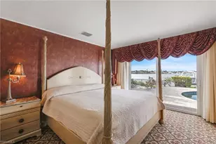 1535 Dolphin Ln, Naples, FL 34102 - Photo 24