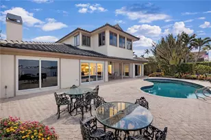 1535 Dolphin Ln, Naples, FL 34102 - Photo 12