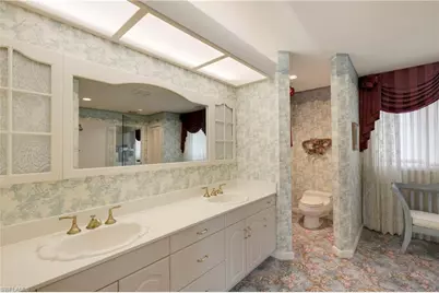 1535 Dolphin Ln, Naples, FL 34102 - Photo 28