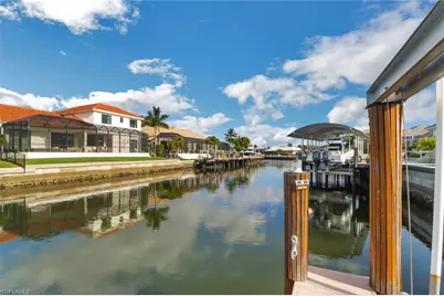 562 Goldcoast Ct, Marco Island, FL 34145 - Photo 24