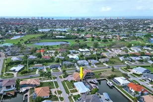 562 Goldcoast Ct, Marco Island, FL 34145 - Photo 26