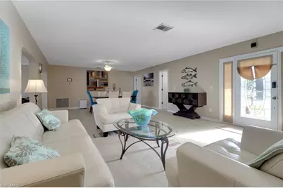 562 Goldcoast Ct, Marco Island, FL 34145 - Photo 8