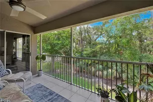 386 Emerald Bay Cir, Naples, FL 34110 - Photo 20