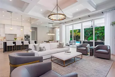 6830 Mangrove Ave, Naples, FL 34109 - Photo 4