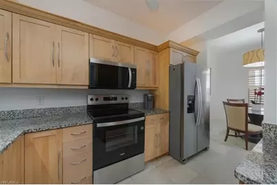 410 Bayfront Pl #2405, Naples, FL 34102 - Photo 4