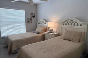 2865 Cypress Trace Cir, Naples, FL 34119 - Photo 10