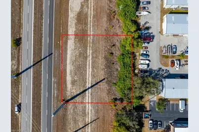 927 Kismet Pkwy E, Cape Coral, FL 33909 - Photo 6