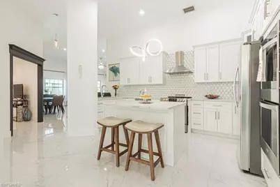 2143 Tama Cir #201, Naples, FL 34112 - Photo 8