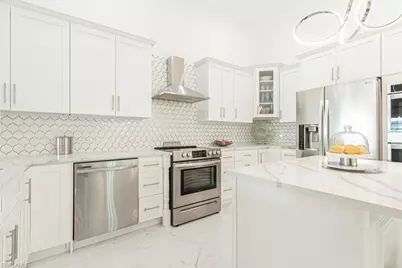 2143 Tama Cir #201, Naples, FL 34112 - Photo 10