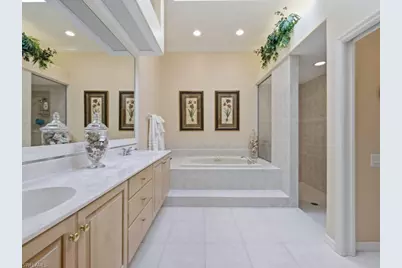 5835 Persimmon Way, Naples, FL 34110 - Photo 12