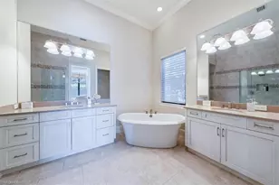 28854 Blaisdell Dr, Naples, FL 34119 - Photo 20