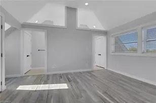 4452 Gulf Pines Dr, Sanibel, FL 33957 - Photo 22