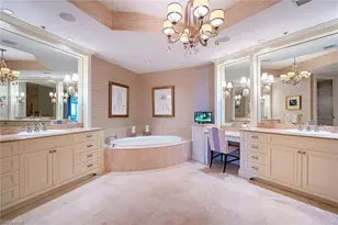 4501 Gulf Shore Blvd N, Naples, FL 34103 - Photo 16