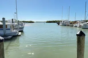 385 Angler Dr, Goodland, FL 34140 - Photo 4