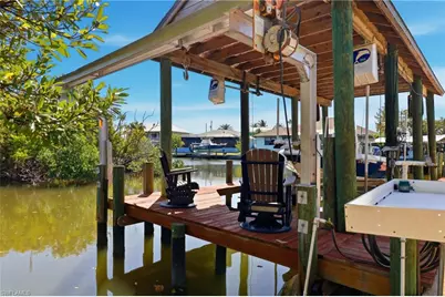 2740 Sanibel Blvd, Saint James City, FL 33956 - Photo 42