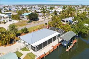 2740 Sanibel Blvd, Saint James City, FL 33956 - Photo 2